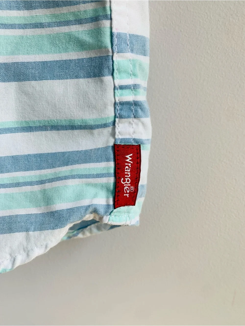 Wrangler Camp Shirt White Aqua Blue Stripe Short Sleeve Casual Summer EUC XL